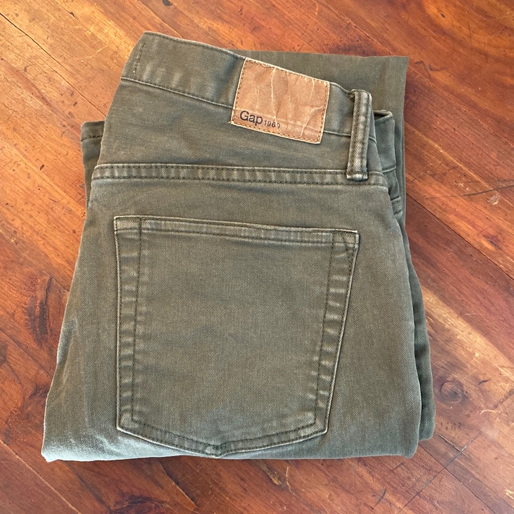 Men’s Gap pants 30W, 32L